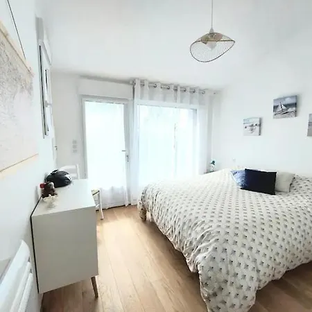 La Maison Des Vacances Bed & Breakfast *